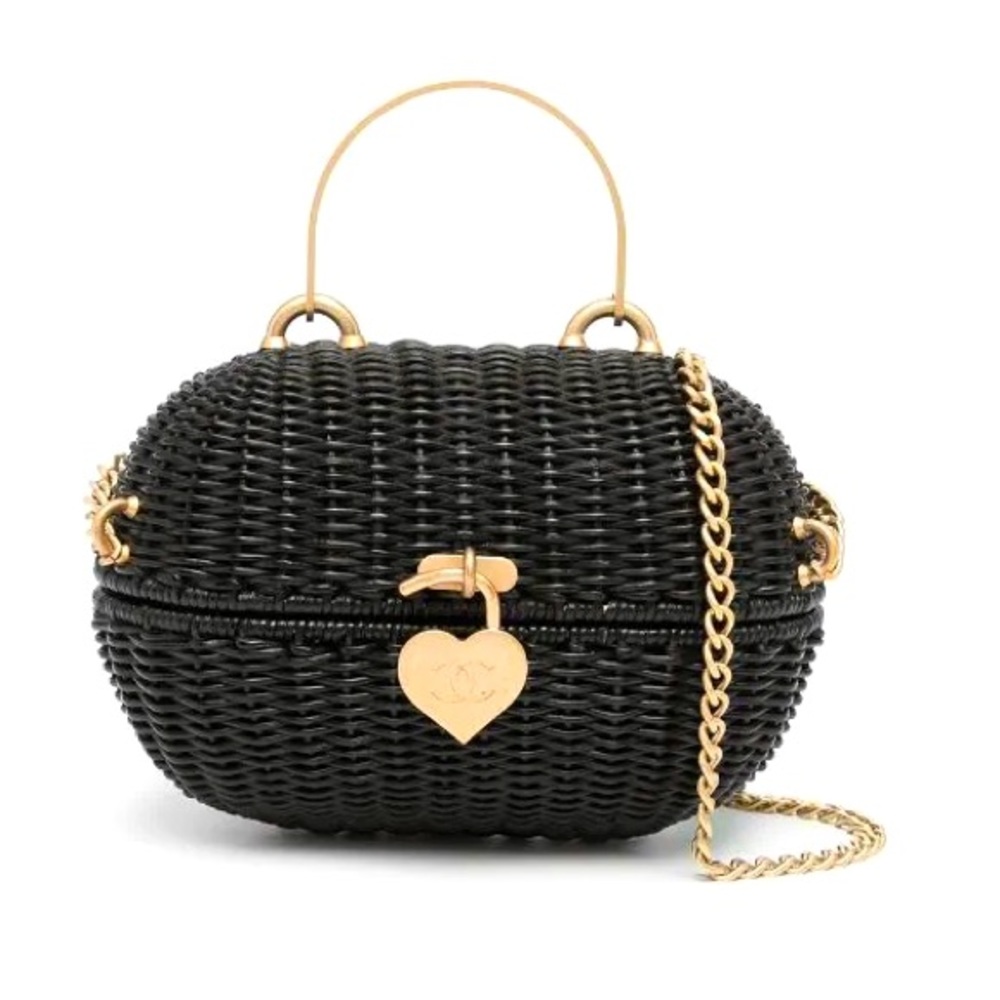 CHANEL Heart Lock Wicker Bag Cruise 2004/2005 ♥️ - Picture 11 of 16